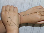 Triangle Handkette